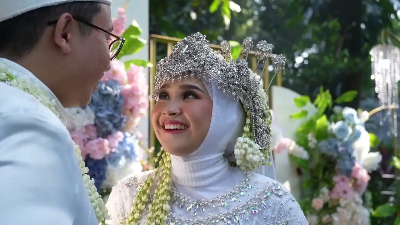 Jasa Foto Wedding, Prewedding & Engagement Estetik di Jabodetabek – Promo Terbatas! - Fotografi, Profesional, Bergaransi