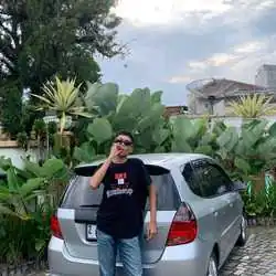JASA MENGETIK DAN JASA PENERJEMAH - Biografi, Profesional, Bergaransi
