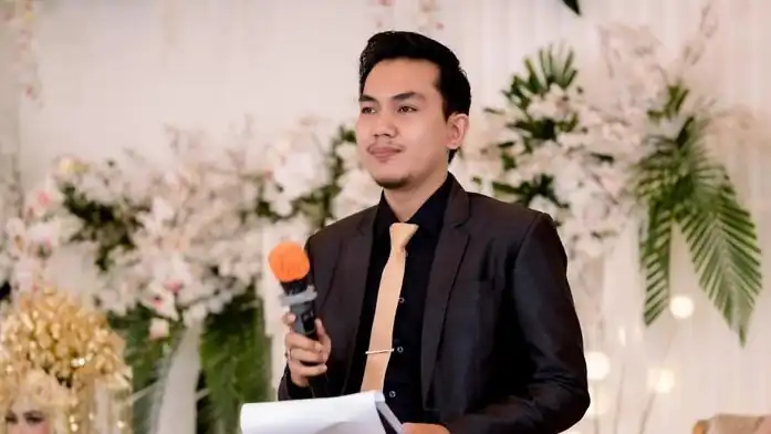 Jasa Master Of Ceremony / Moderator Online - Master of Ceremony, Profesional, Bergaransi